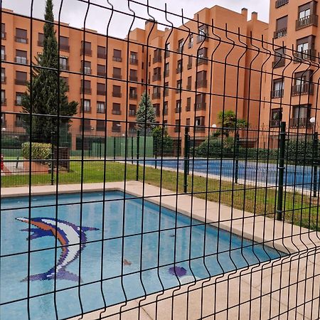 Samaniego, Piscina Y Garaje Junto Civitas Metropolitano Y Aeropuerto Μαδρίτη Εξωτερικό φωτογραφία